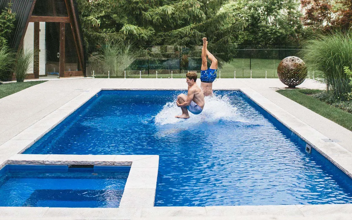 Salt-Water-Chlorinator-Perfectly-Suited-For-Fiberglass-Pools.webp salt water chlorinator
